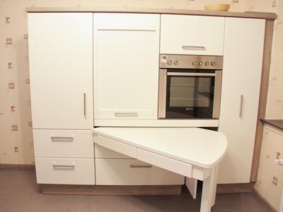 schwenkbare Tischplatte schwenkbare Tischplatte auf Rollen